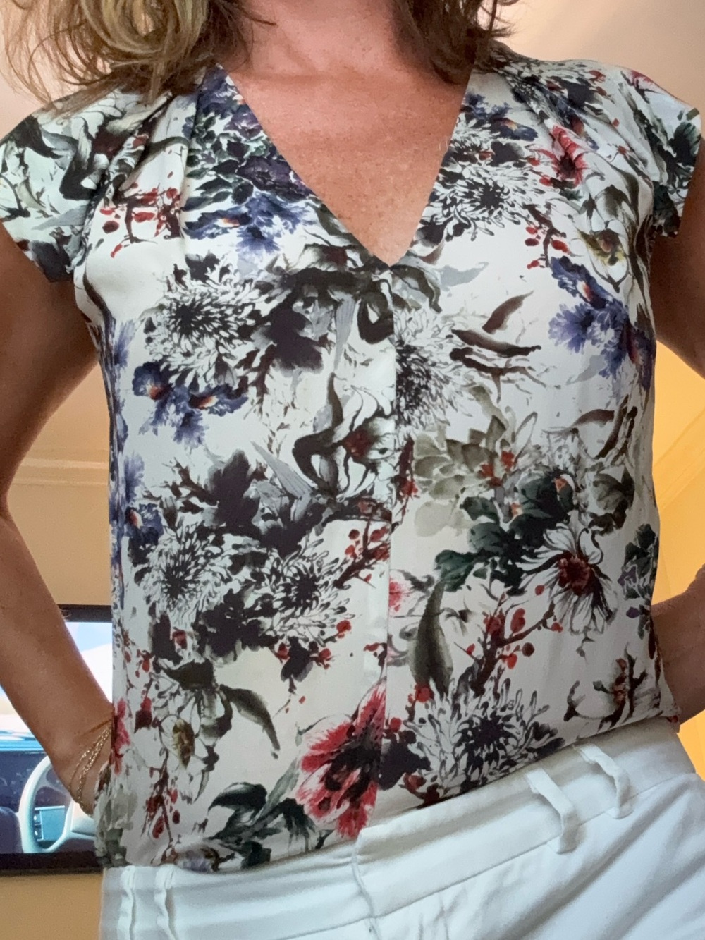 Rebecca Taylor Cream Floral V-Neck Cap Sleeve Blouse